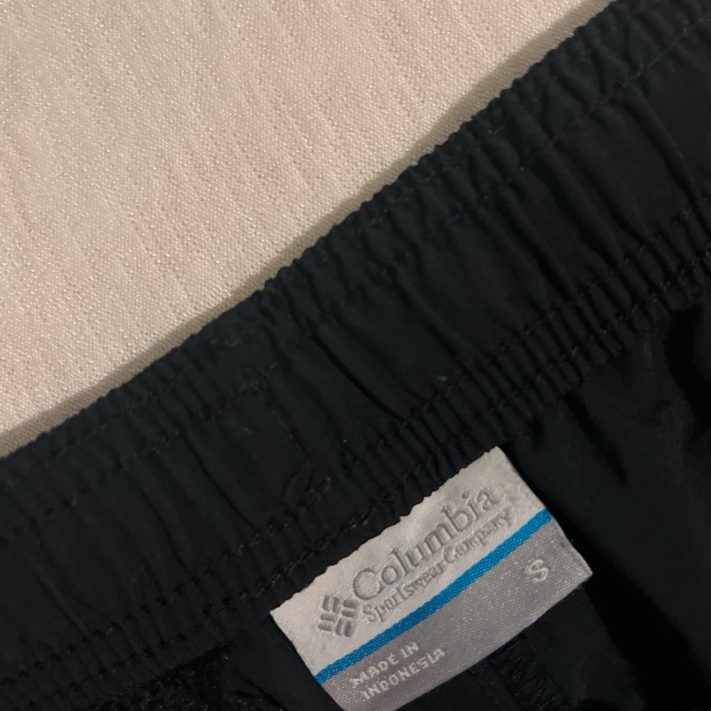 Columbia shorts with pockets - Picture 3 of 3